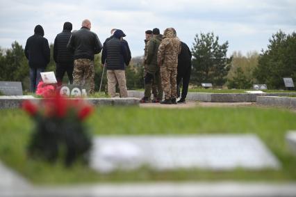 Возложение цветов к мемориальному комплексу Невский пятачок\"