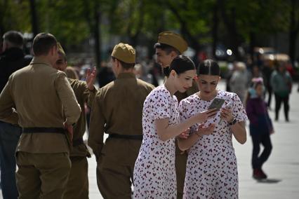 Акция Вальс Победы\" на ВДНХ