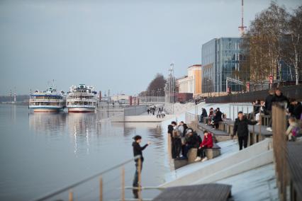 Городская набережная в Перми