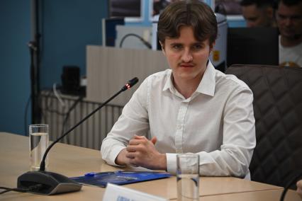 Иван Хадеев