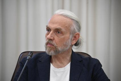 Дмитрий Голиков