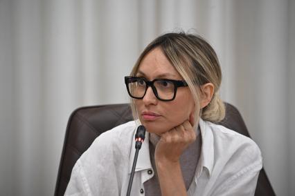 Круглый стол на тему Хаусботы для жизни и бизнеса в ИД \"Комсомольская правда\"