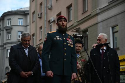 Выставка Александра Шилова Они сражались за Родину\" на Арбате