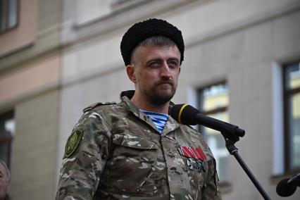 Выставка Александра Шилова Они сражались за Родину\" на Арбате