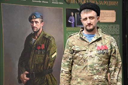 Выставка Александра Шилова Они сражались за Родину\" на Арбате