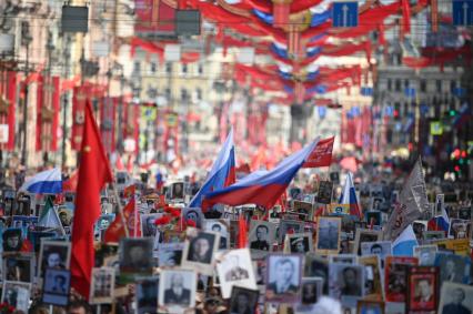 Акция Бессмертный полк\" в Санкт-Петербурге