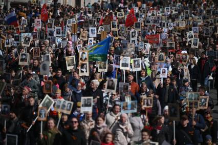 Акция Бессмертный полк\" в Санкт-Петербурге