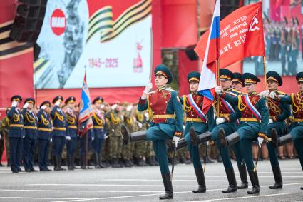 Парад, посвященный 80-летию Победы в Великой Отечественной войне в Перми