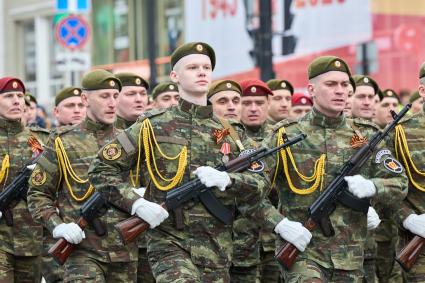 Парад, посвященный 80-летию Победы в Великой Отечественной войне в Перми