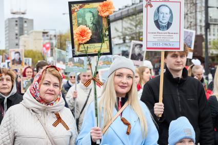 Акция Бессмертный полк\" в Перми