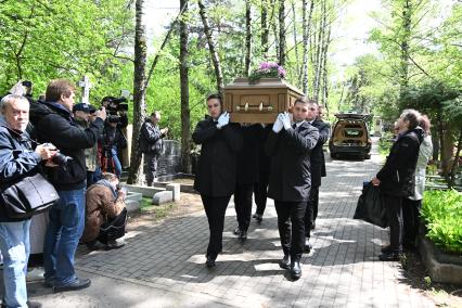 Церемония прощания с актрисой Ниной Гребешковой