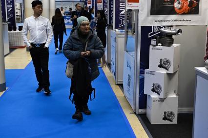 Выставка MIMS Automobility Moscow в Экспоцентре\"