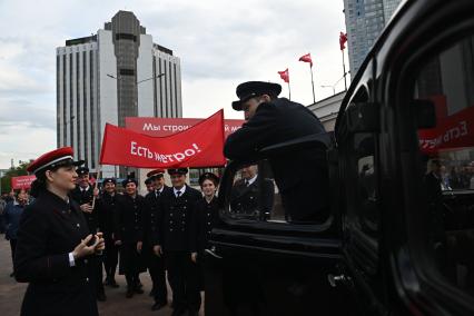 Парад в честь 90-летия Московского метрополитена