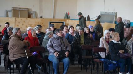 Саксофонист Сергей Летов выступил с программой Электро-джазовая Оборона\" в ЛНР