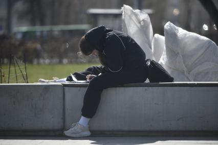 Жаркая апрельская погода в Екатеринбурге