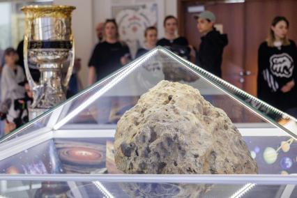 В Челябинск привезли Кубок Гагарина
