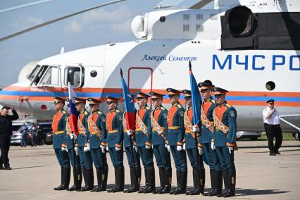 Торжественное мероприятие в честь 30-летия авиации МЧС России в Жуковском
