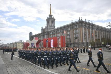 Парад Победы в Екатеринбурге