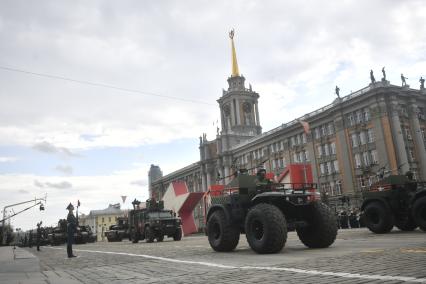Парад Победы в Екатеринбурге