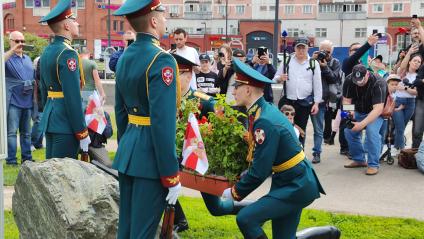 В Москве посадили кедры в честь погибших военкоров