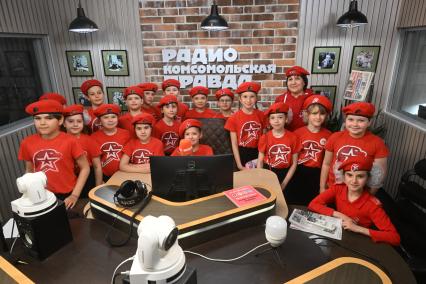 Встреча Александра Коца с юнармейцами в Комсомольской правде\"