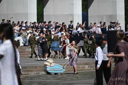 Парад кадетского движения Москвы Не прервётся связь поколений\" на Поклонной горе