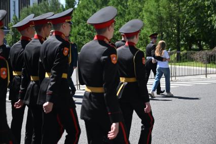 Парад кадетского движения Москвы Не прервётся связь поколений\" на Поклонной горе