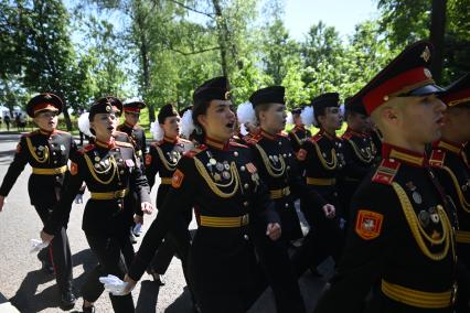 Парад кадетского движения Москвы Не прервётся связь поколений\" на Поклонной горе