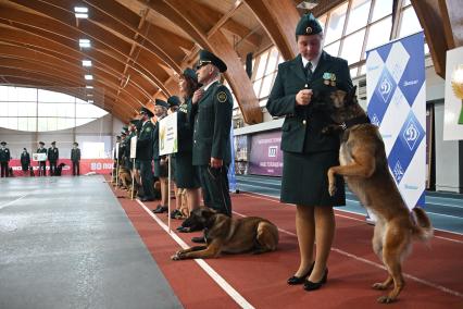 Всероссийский чемпионат среди кинологов таможенных органов в Щелково