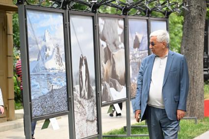 Фотовыставка Золото Африки\" на Тверском бульваре
