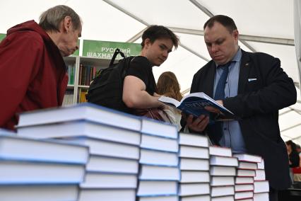 XI книжный фестиваль Красная площадь\"
