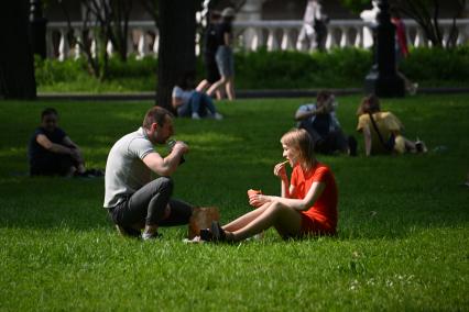 Жаркая погода в Москве