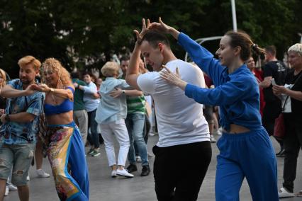 Танцевальные мастер-классы на Чистопрудном бульваре в Москве
