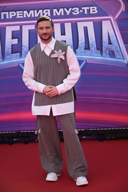 Сергей Лазарев