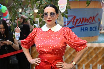 Алика Смехова
