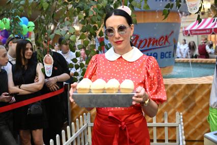 Алика Смехова