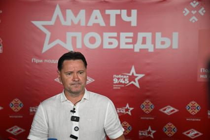 Матч Победы на стадионе имени Дмитрия Аленичева в Мытищах