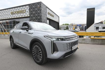 Тест-драйв автомобиля Exeed RX