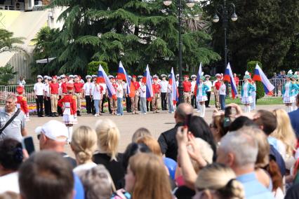Торжественная церемония поднятия флага в Сочи