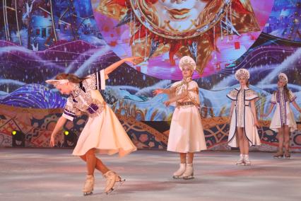 Премьера ледового шоу Татьяны Навки Вечера на хуторе\" в Сочи