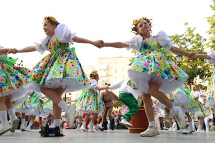 Фестиваль Улица. Танцы\" на Чистопрудном бульваре