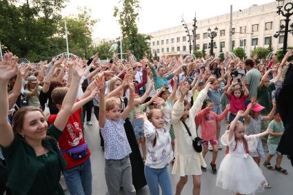 Фестиваль Улица. Танцы\" на Чистопрудном бульваре