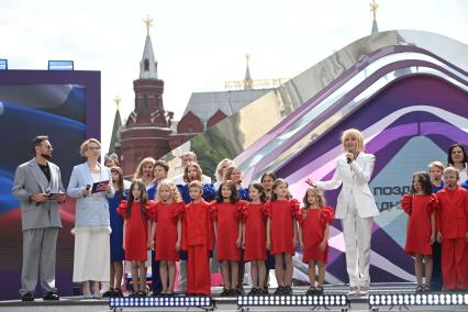Андрей Разыграев, Яна Чурикова и Валерия
