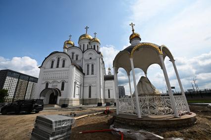 Храм Успения Пресвятой Богородицы в Березовой алее в Останкино