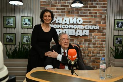 Юлия Чичерина и Александр Проханов на радиостанции Комсомольская правда