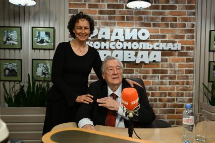 Юлия Чичерина и Александр Проханов на радиостанции Комсомольская правда