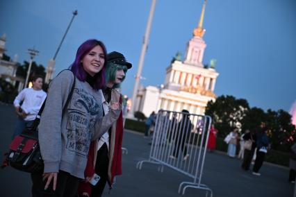 Московский выпускной - 2025. Код поколения\" на ВДНХ
