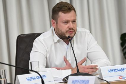 Круглый стол Vostok Club в редакции Комсомольской правды\"