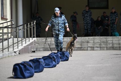Пресс-тур московской полиции в метрополитене