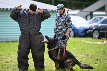 Пресс-тур московской полиции в метрополитене